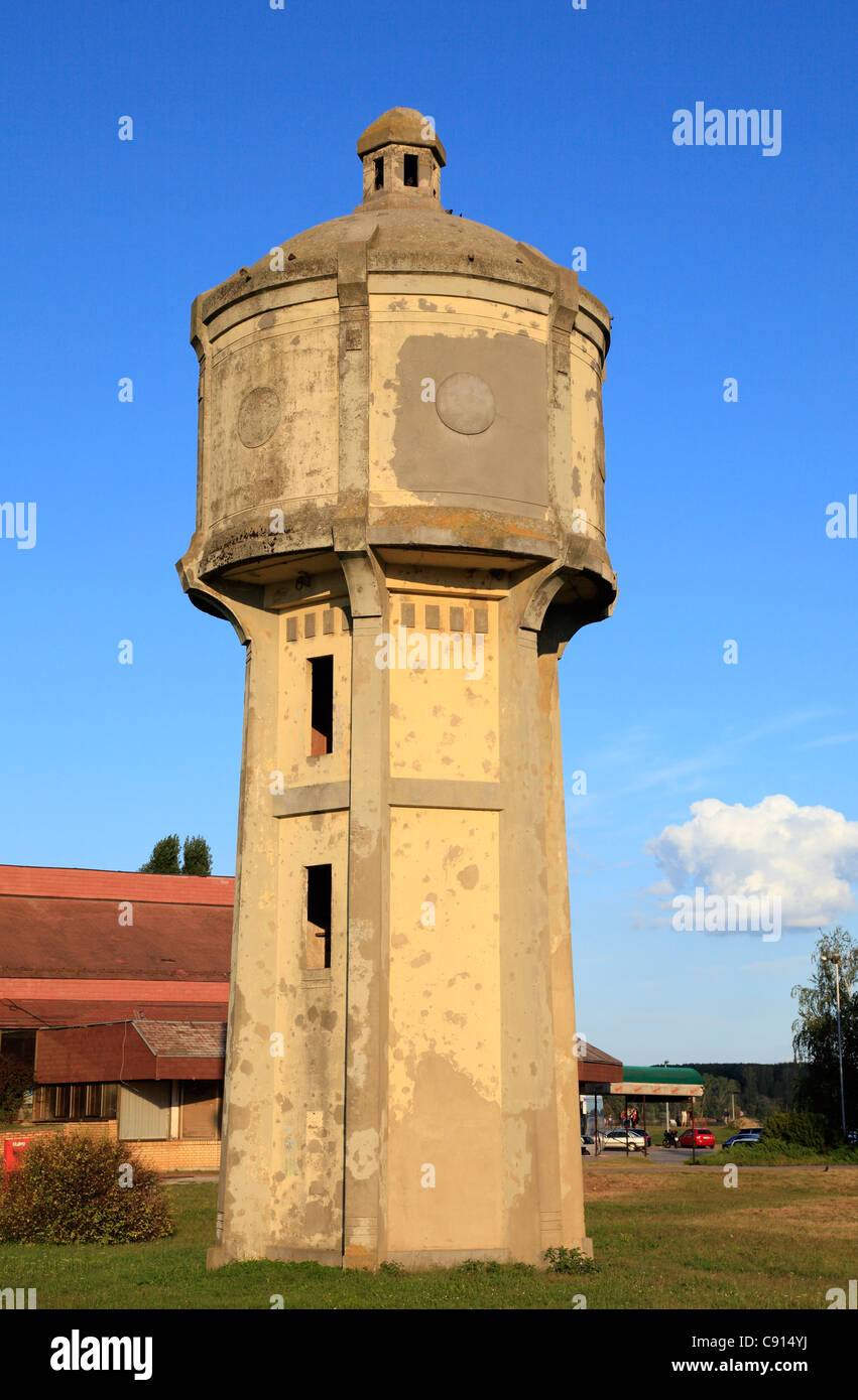 Der Wasserturm in Vukovar wurde schwer beschädigt, in den Schlachten des serbischen Krieges 1991 und es bewahrt wurde, als symbol Stockfoto
