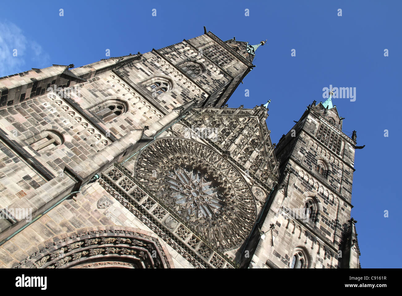 Die Kathedrale von St. Lorenz in Nürnberg. Stockfoto