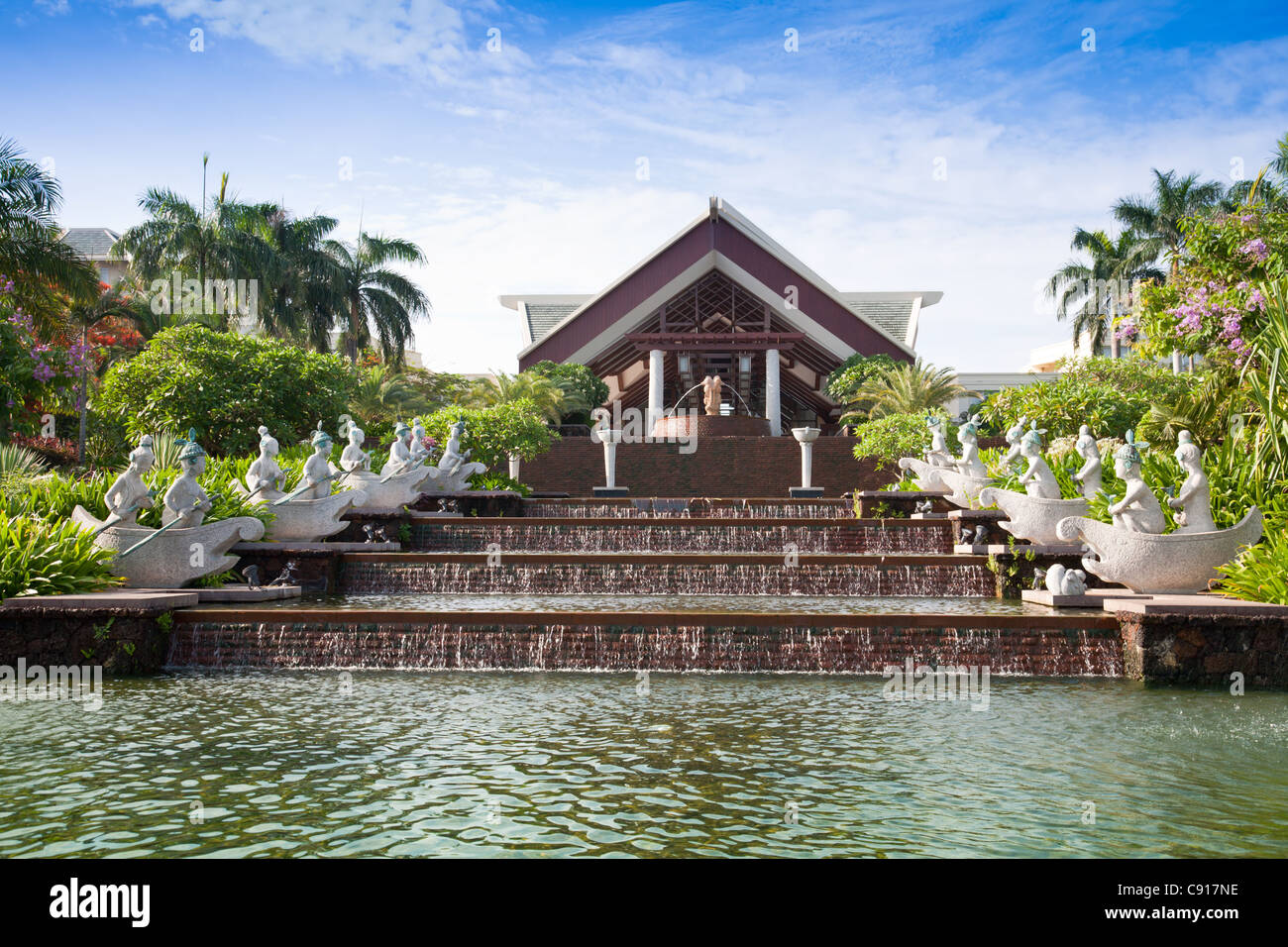 Diese exotische Anlage mit Gelegant Brunnen Stockfoto