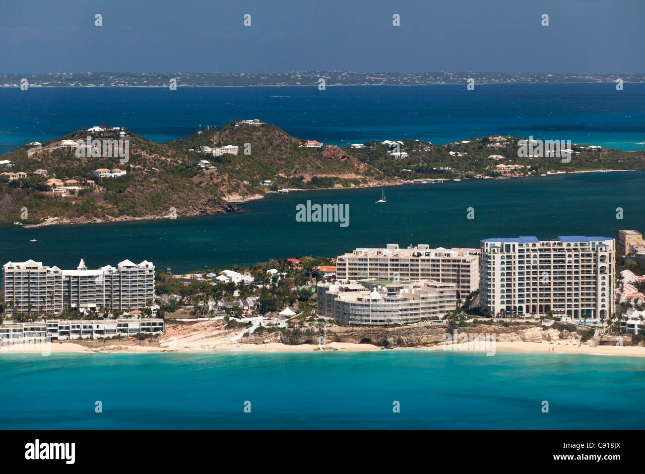 Sint Maarten, Karibik-Insel, unabhängig von den Niederlanden seit 2010. Philipsburg. Simpson Bay und die Lagune. Luft. Stockfoto