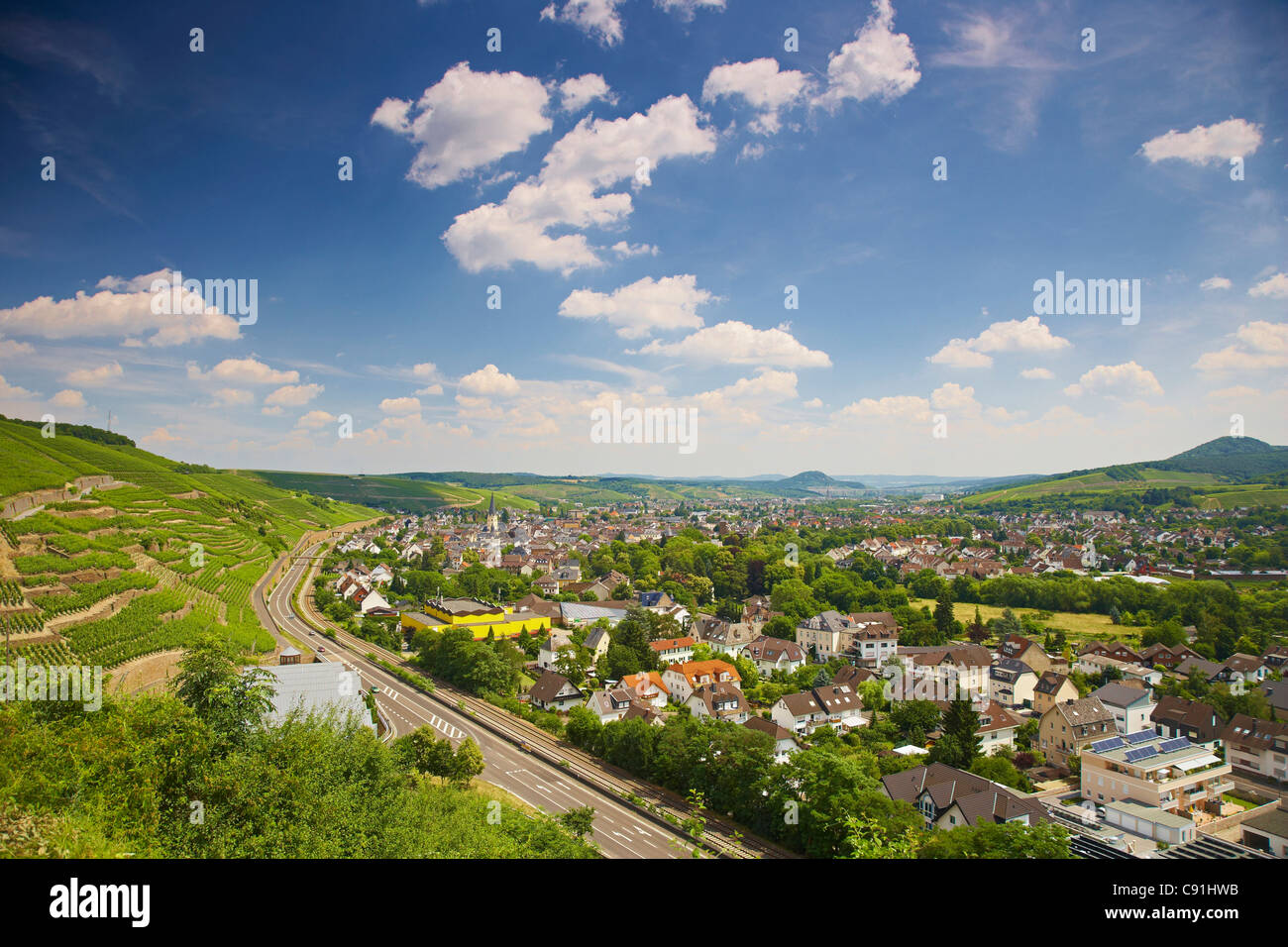 Blick auf Ahrweiler, Bad Neuenahr-Ahrweiler, Ahr, Eifel, Rheinland-Pfalz, Deutschland, Europa Stockfoto
