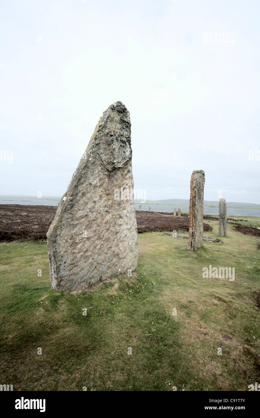 Der Ring of Brodgar ist eine neolithische Henge oder Steinkreis auf der Insel Orkney, Schottland. Stockfoto