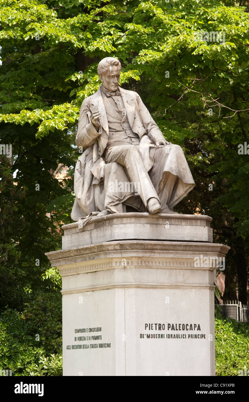 Peter Paleocapa 1788 geboren und starb im Jahre 1869) war ein Wissenschaftler und Politiker. Seine Statue befindet sich in Venedig. Stockfoto