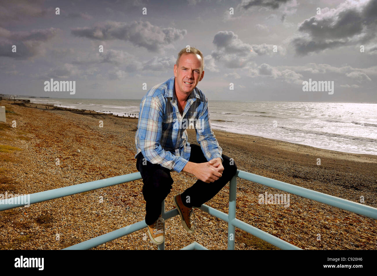 Norman Cook alias Fatboy Slim auf seine Brighton Strandhaus in East Sussex UK. Stockfoto