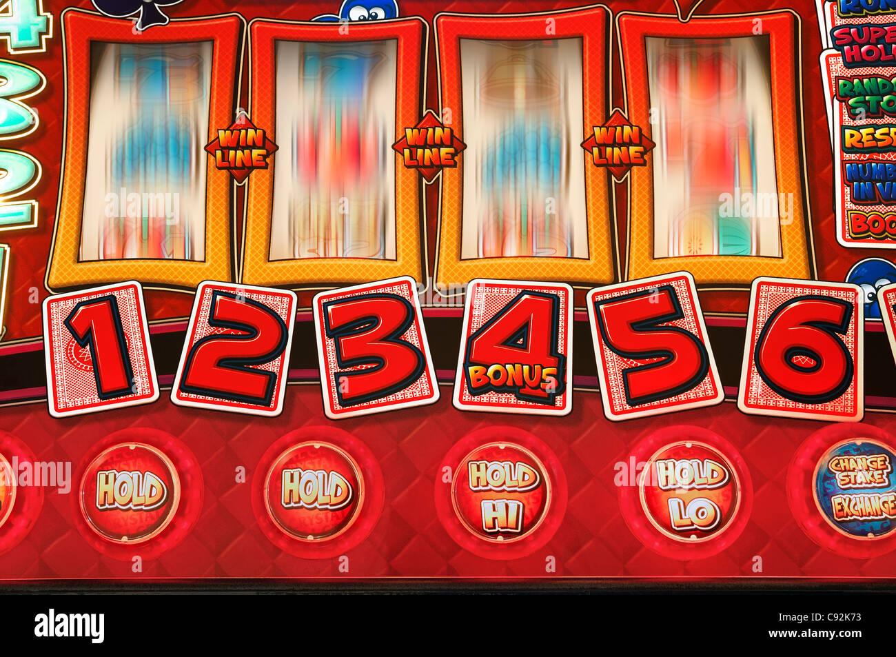 Fruit Machine mit sich drehenden Walzen, hautnah. Stockfoto