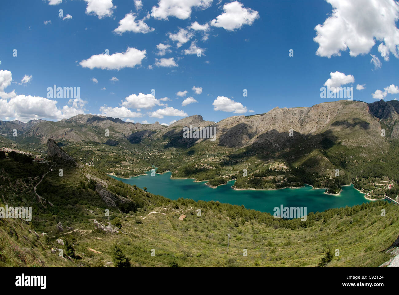 Blick auf den See, Castella de Guadalest, Guadalest, Alicante, Spanien, Europa Stockfoto