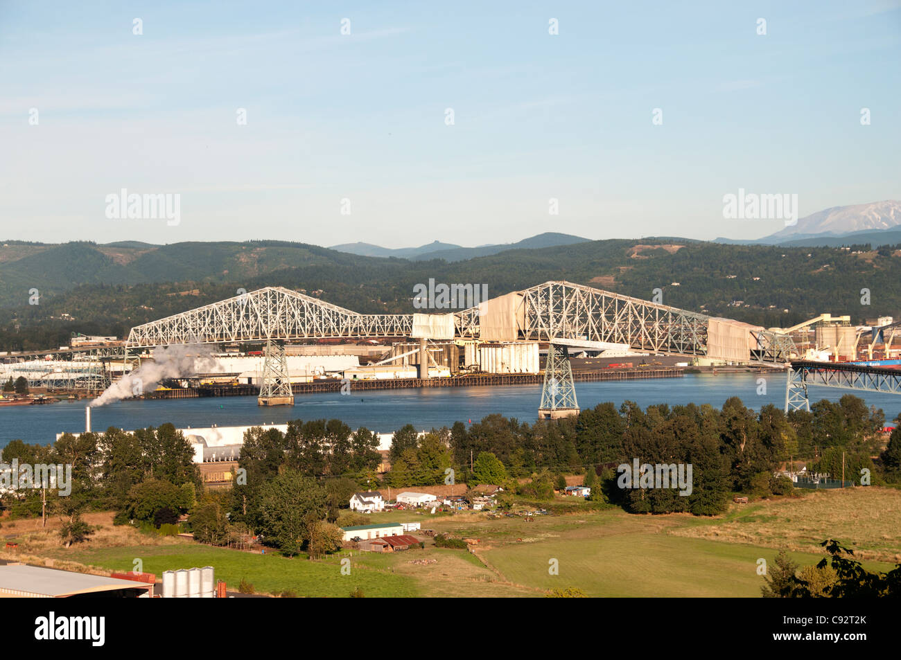 Lewis und Clark Bridge Columbia River Longview Washington State Vereinigte Staaten von Amerika USA amerikanische Stockfoto