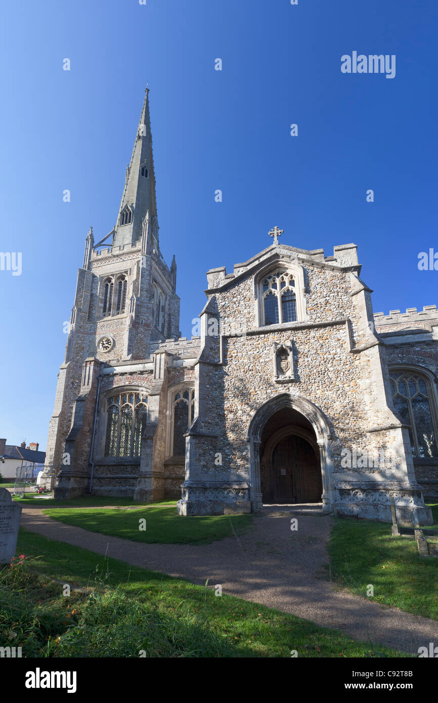 Die Kirche St. Johannes der Täufer in Thaxted, England Stockfoto