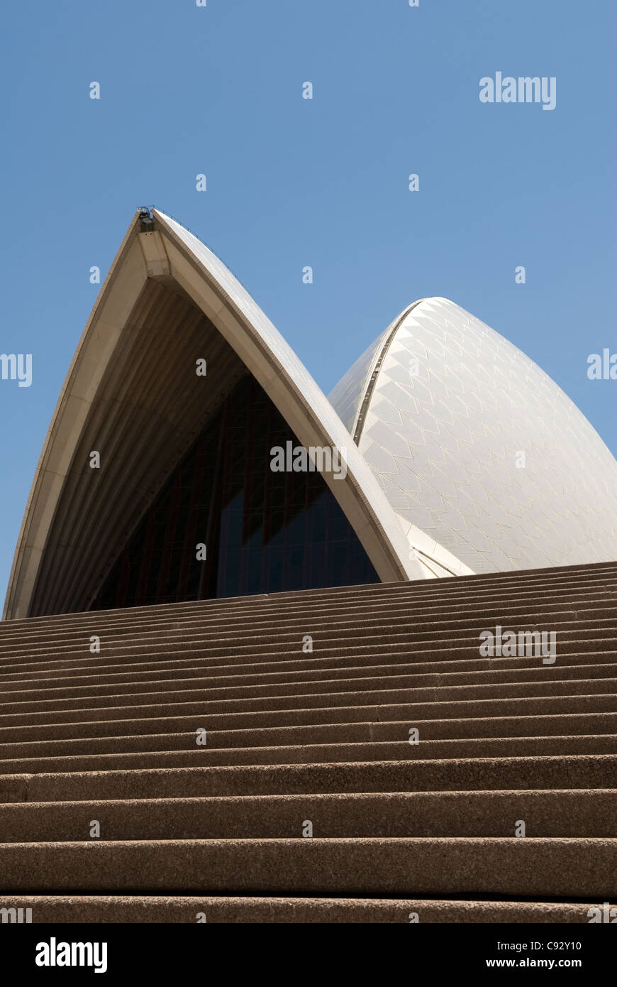 Das Sydney Opera House ist ein Multi-Veranstaltungsort Performing Arts Center, die zum UNESCO-Weltkulturerbe ist bekannt für seine unverwechselbare Stockfoto