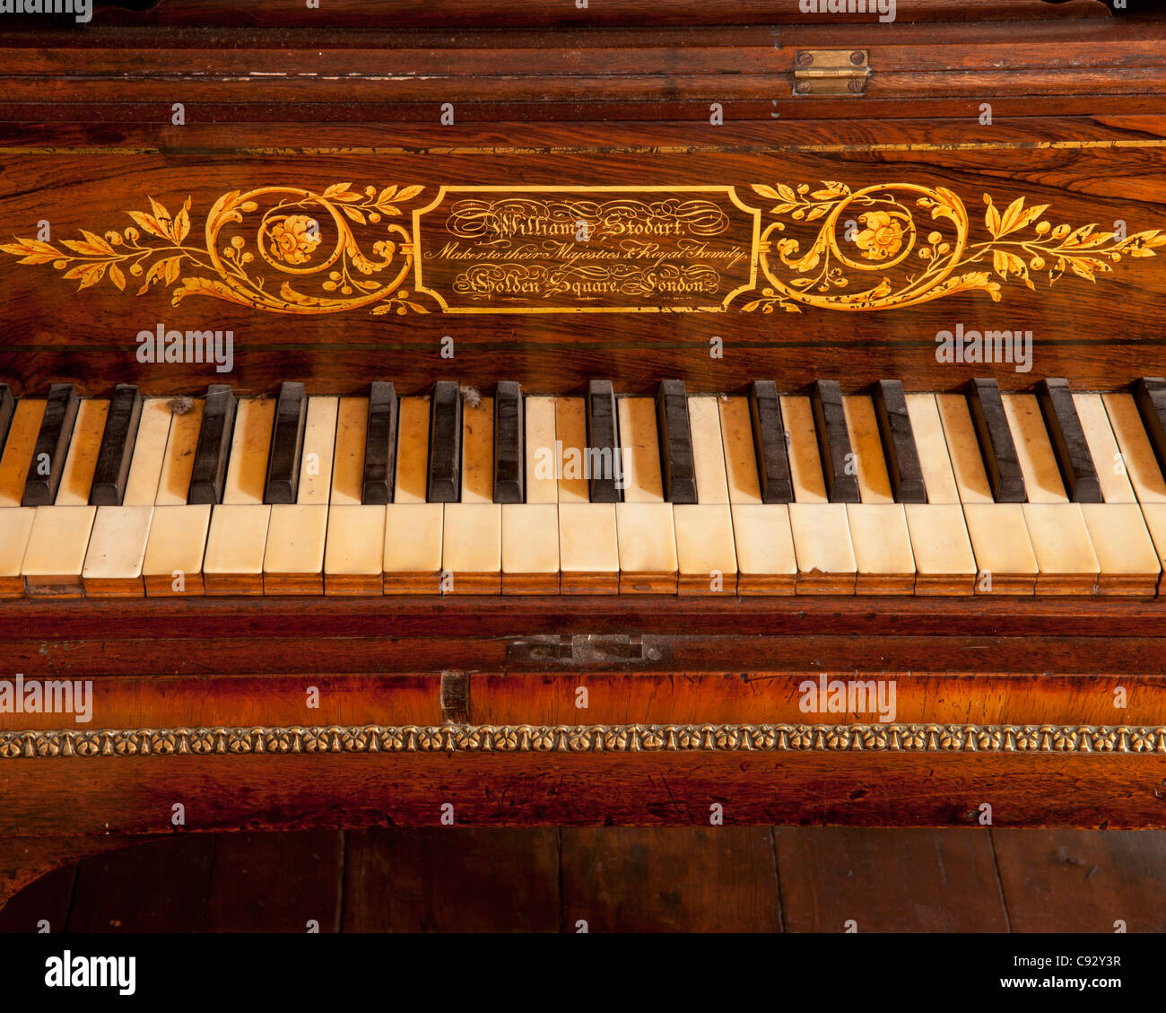 Viele unterhaltsame Kammern in Landhäusern hatte einen oder mehrere kleine Klaviere, die verwendet wurden, unterhalten die Gäste, die nach Stockfoto