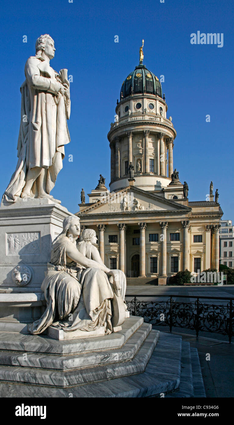 Der Gendarmenmarkt ist ein Platz in Berlin, und das Konzerthaus und der französischen und deutschen Kathedralen. Deutschland. Stockfoto