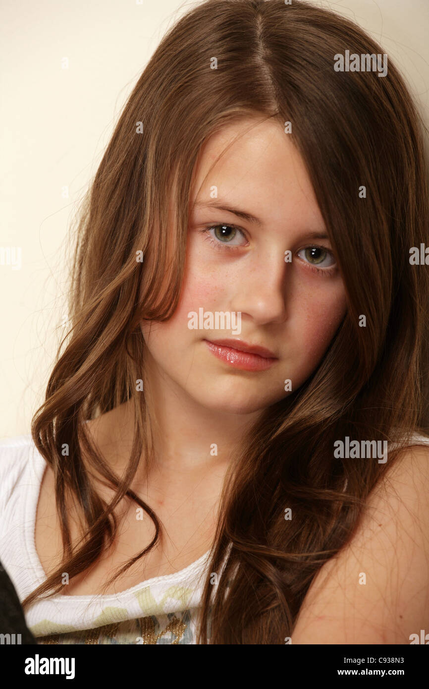 12 Years Old Girl Fotos Und Bildmaterial In Hoher Auflösung – Alamy