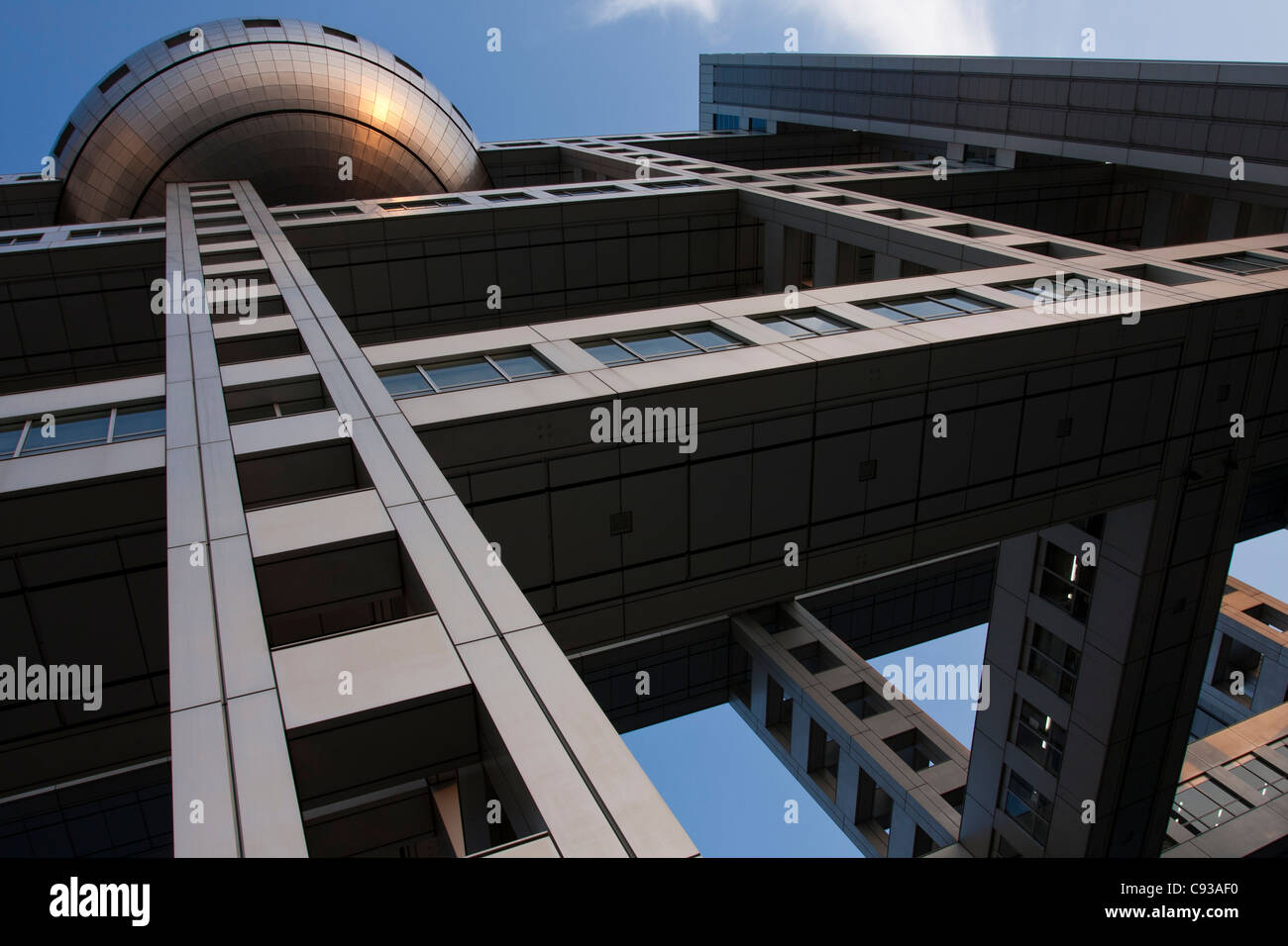 Das Fernsehgebäude von Fuji in Odaiba, Tokio, Japan Stockfoto