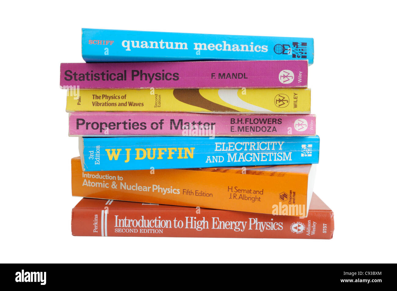 Ein Haufen von Bachelor Physik Lehrbücher Stockfoto