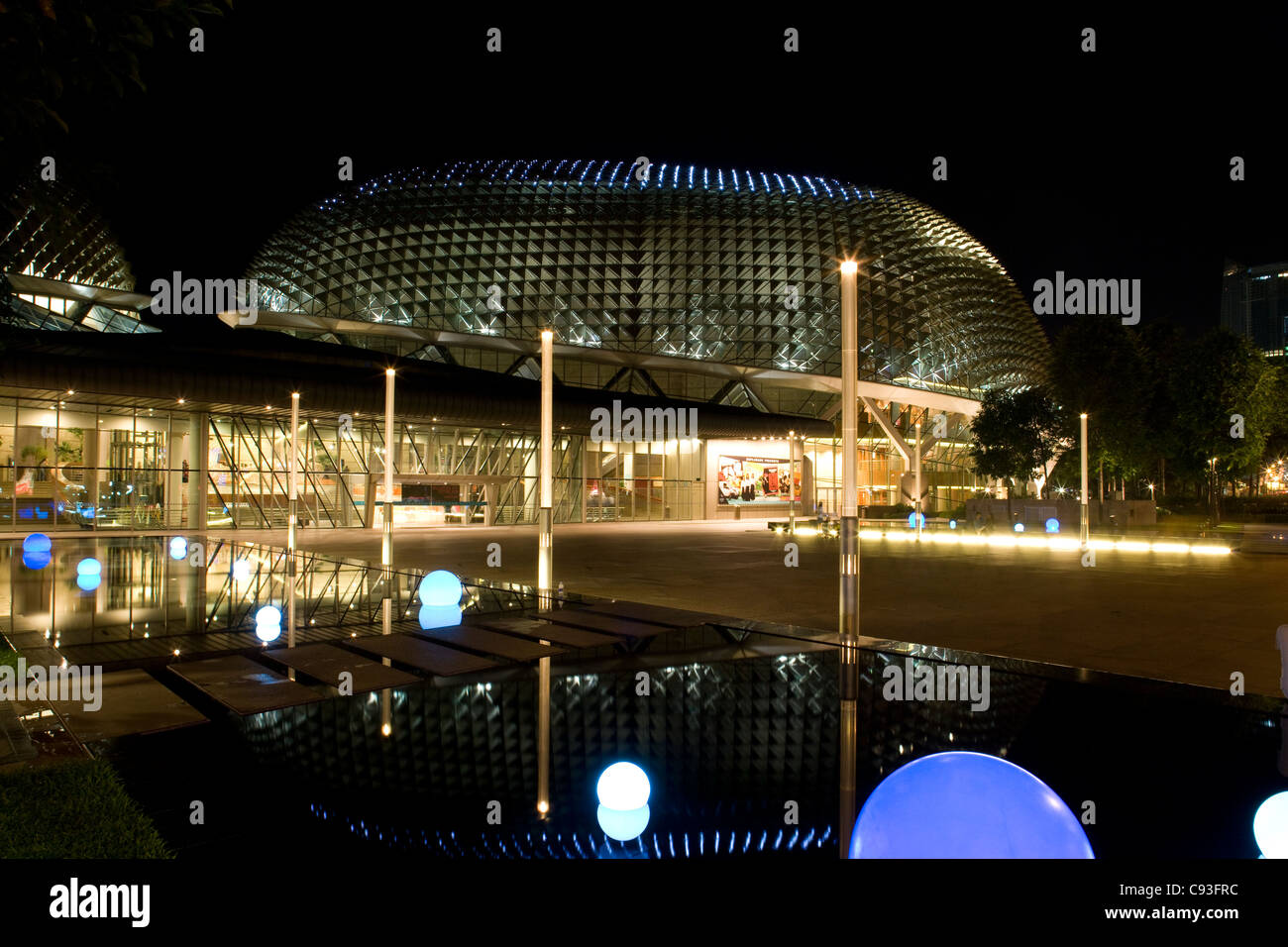 Die Esplanade: Theatres on the Bay Stockfoto