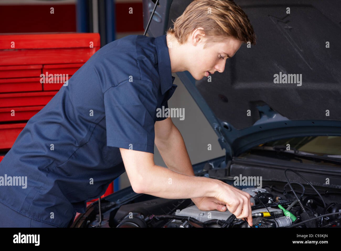 Mechaniker bei der Arbeit Stockfoto