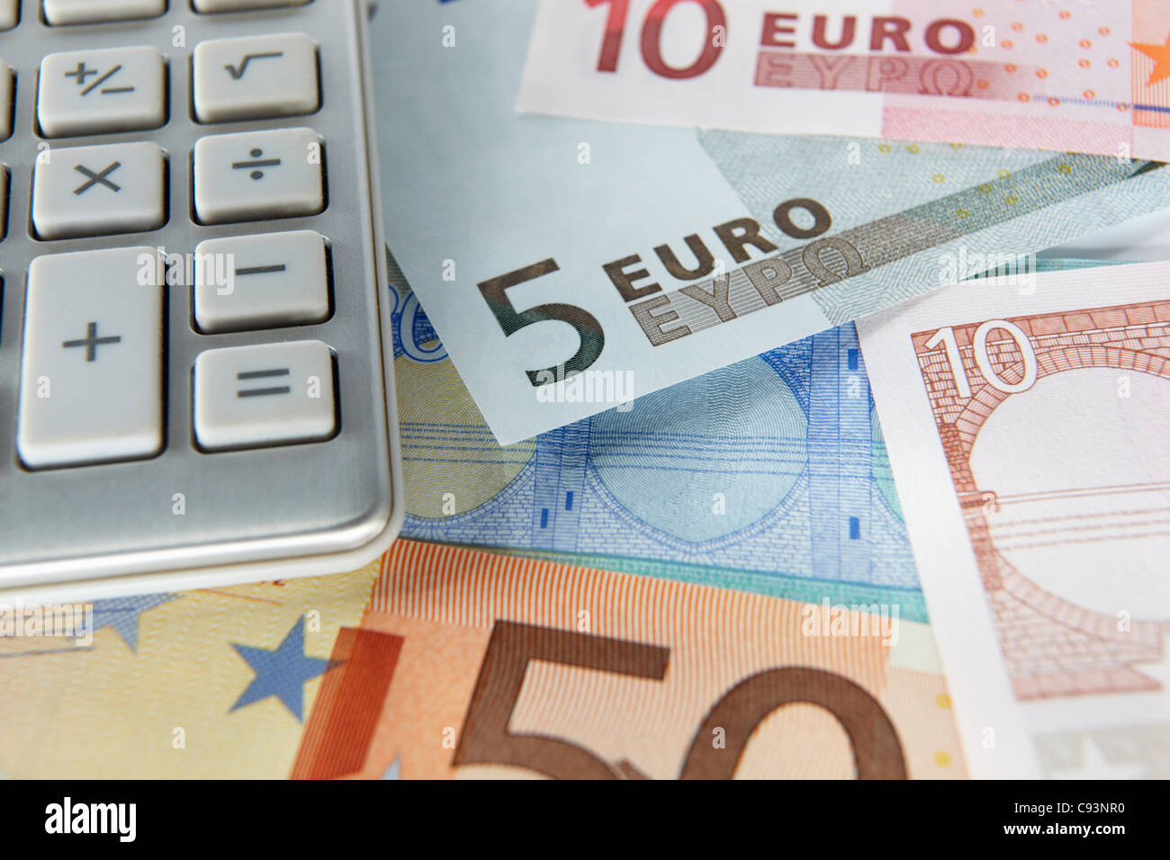 Detail-Euro-Banknoten und -Rechner Stockfoto