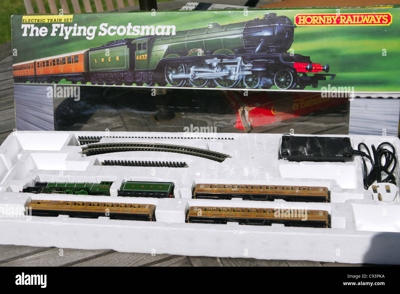 Yetaha 20 Stück Kirschblüten-Modellbäume – 6,5 Cm Höhe, HO/OO Maßstab, Für Modelleisenbahn & Dioramen