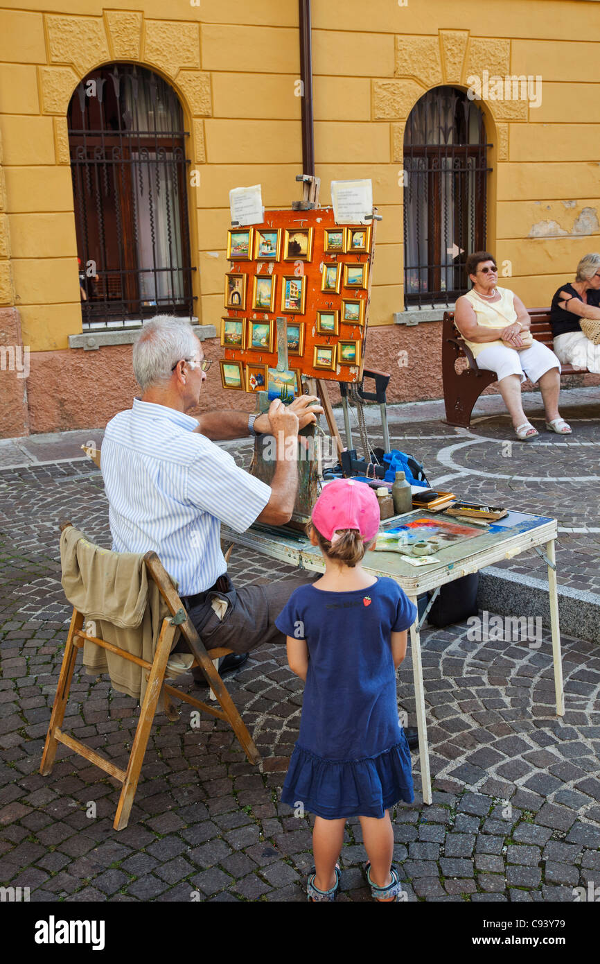 Italien, Venetien, Gardasee, Malcesine, Streetart-Künstler Stockfoto