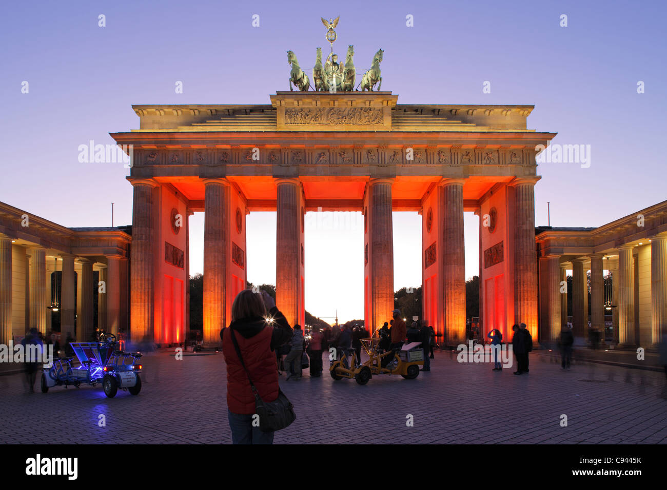 Brandenburger Tor beim Festival der Lichter in Berlin im Oktober 2011, Deutschland; Brandenburger Tor - Festival des Lichts 2011 Stockfoto