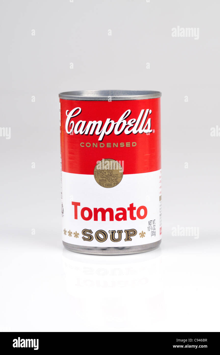 Zinn Campbells Tomatensuppe auf weißem Hintergrund ausschneiden. Stockfoto