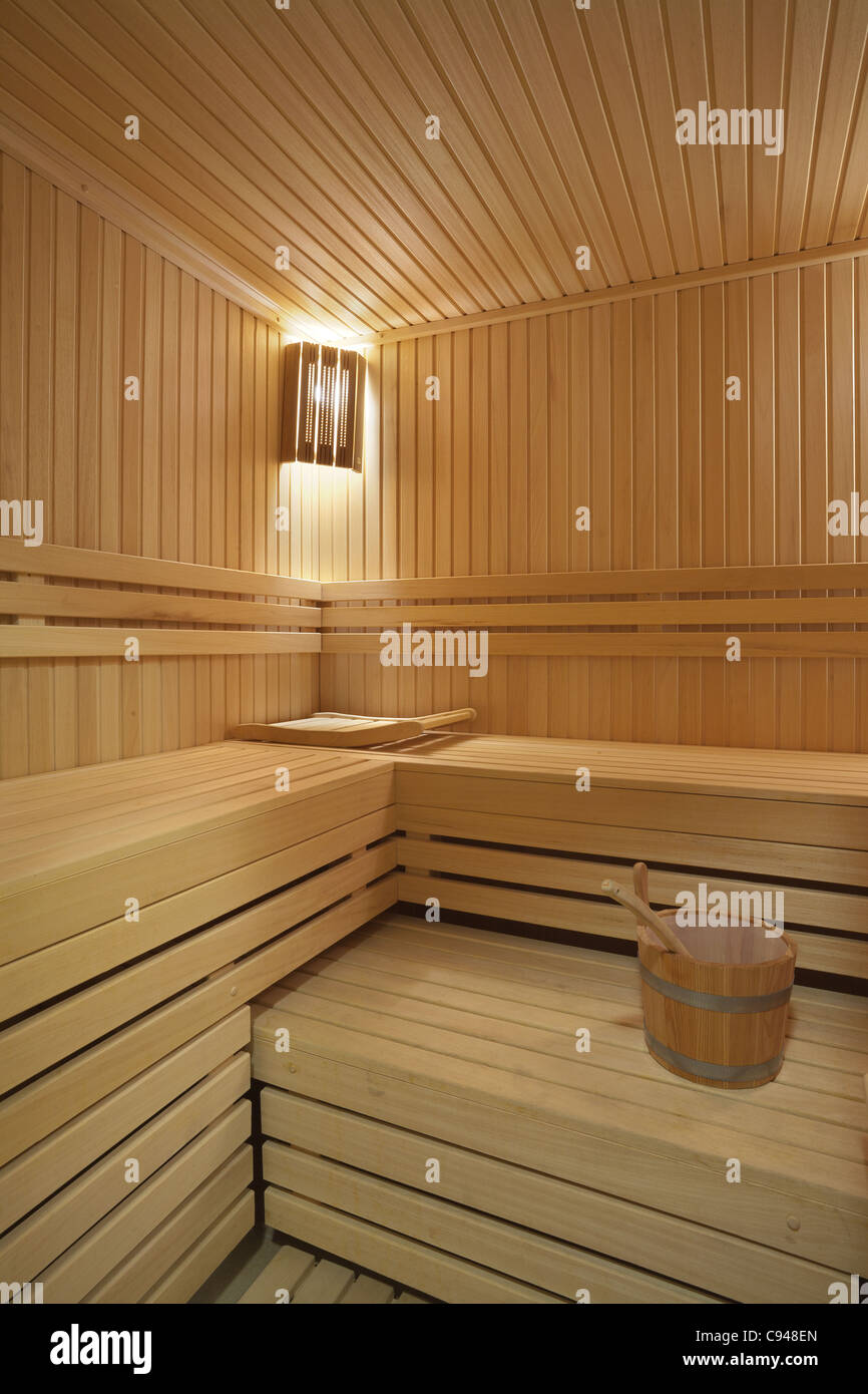 Innenraum der Hotelsauna, moderne Holz-Design. Stockfoto