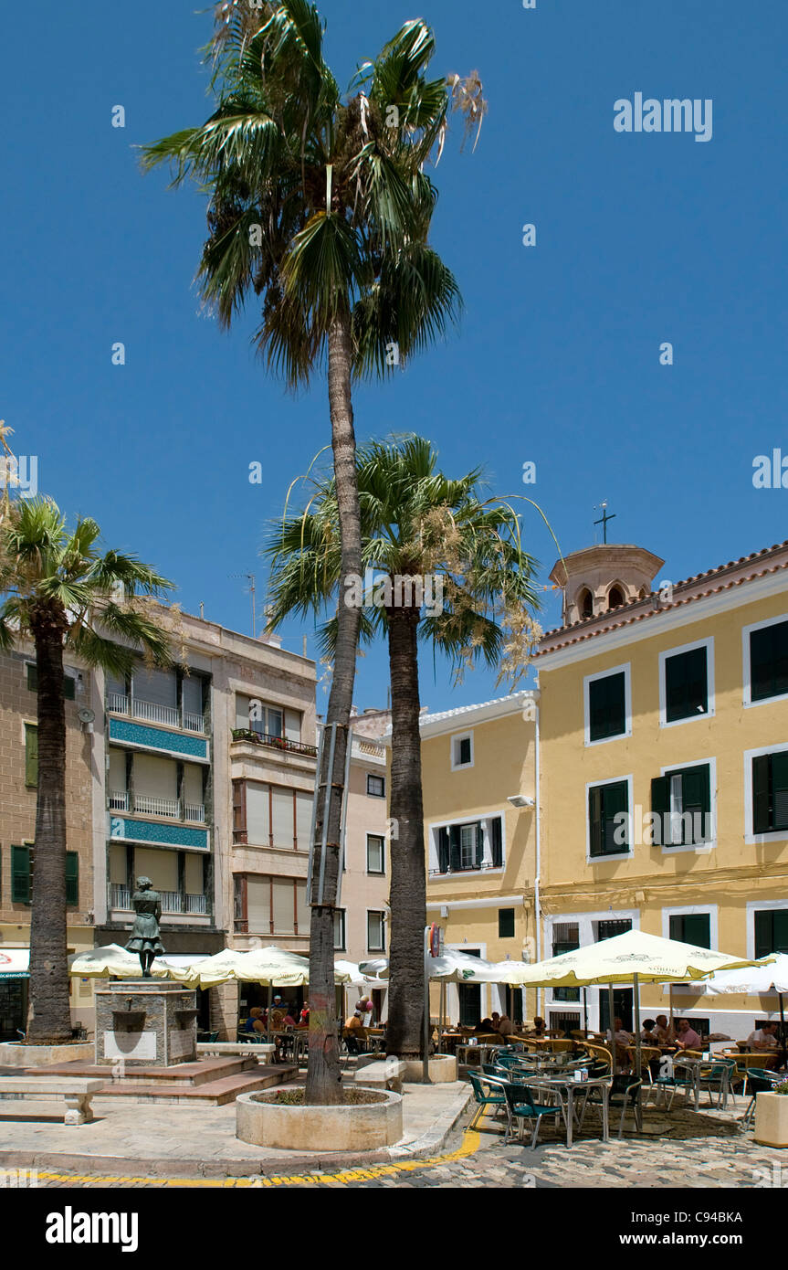 Cafés Plaza Mahón-Menorca-Balearen-Spanien Stockfoto