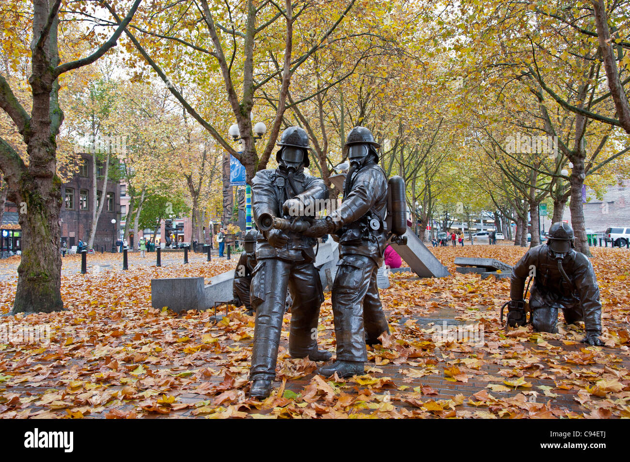 Feuerwehrmann-Denkmal am Pioneer Square in Seattle, Washington State Stockfoto
