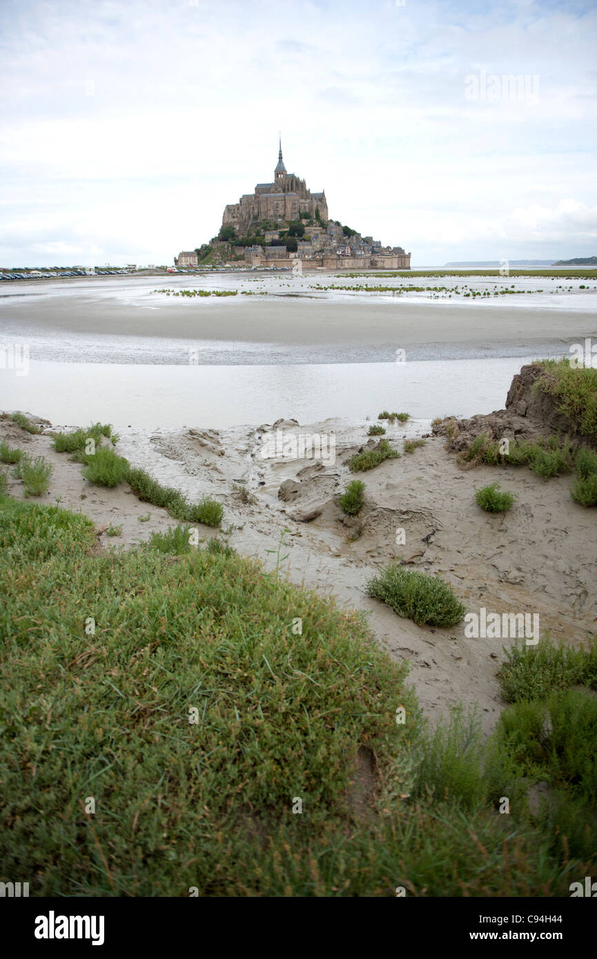 Die Gezeiten Felseninsel zum UNESCO Weltkulturerbe Mont St-Michel an der Grenze der Normandie und der Bretagne im Nordwesten Frankreichs Stockfoto
