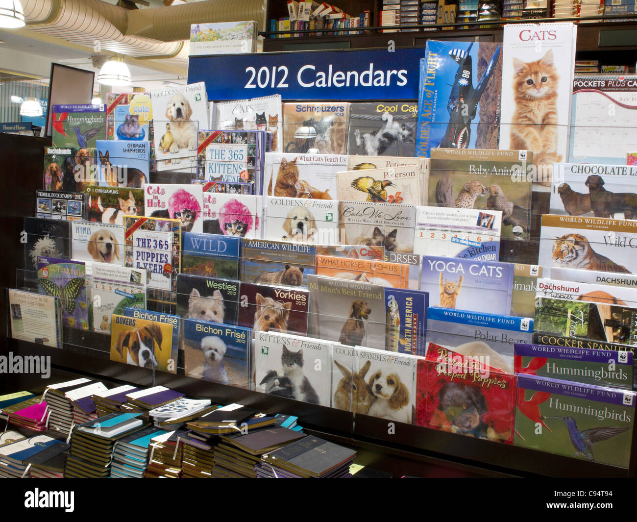 Abschnitt "Kalender 2012", Barnes &amp; Noble Buchhandlung, Union Square,  New York Stockfotografie - Alamy
