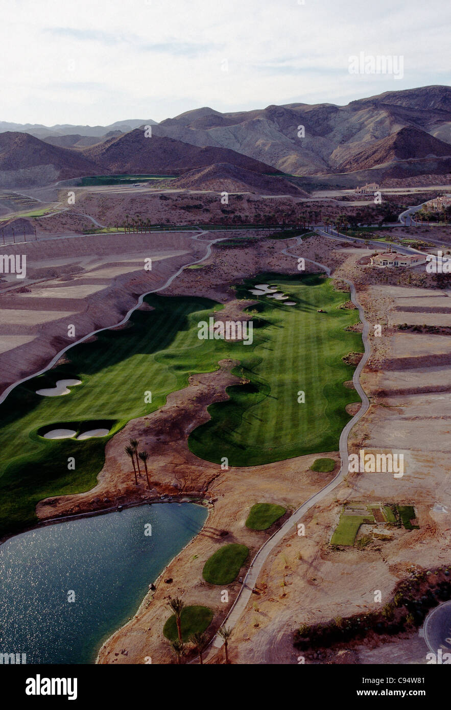 Luftaufnahme des Golfplatz-Entwicklung in der Wüste in der Nähe von Henderson, Nevada, USA Stockfoto