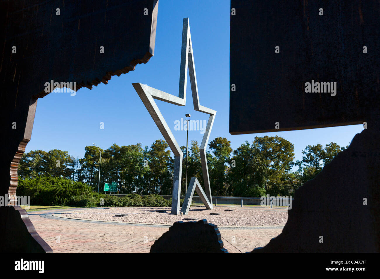 Lone Star-Skulptur an einer Raststätte auf der Staatsgrenze von Louisiana/Texas, USA Stockfoto