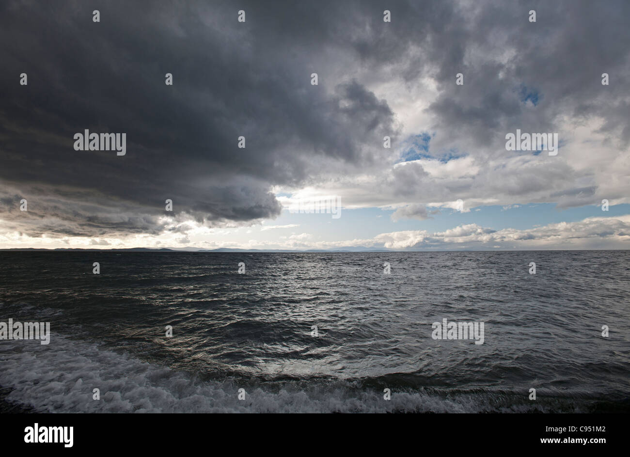 Pazifischen Ozean im Sturm und Wellen Stockfoto