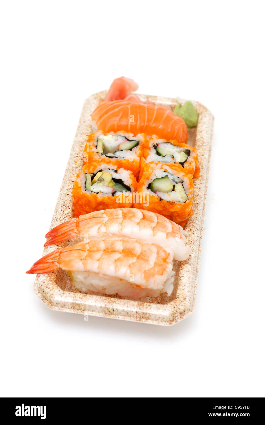 Verschiedene Arten von Sushi auf einem Feld Stockfoto