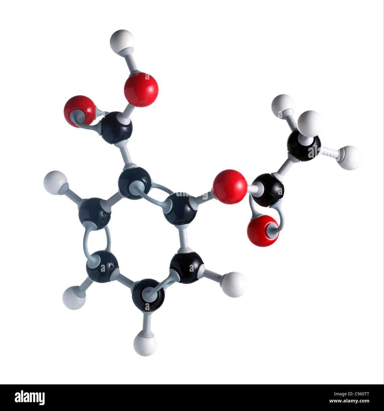 Aspirin-Molekül. Atome als Kugeln dargestellt werden und sind farblich gekennzeichnet: Kohlenstoff (schwarz) Wasserstoff (weiß) und Sauerstoff (rot). Stockfoto