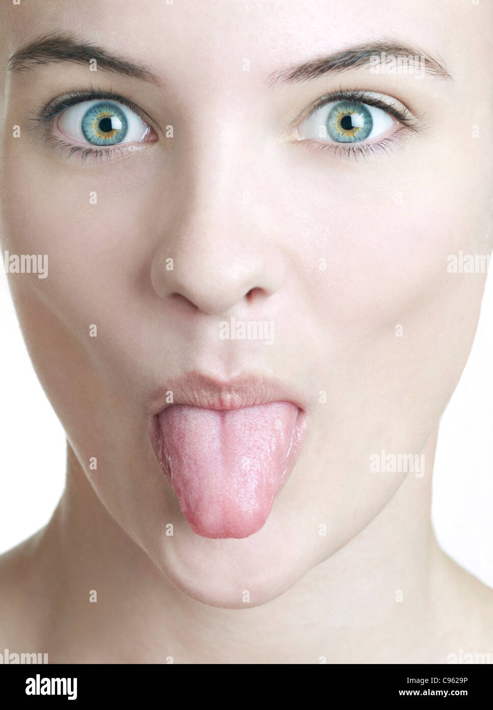 Frau ihre Zunge heraus. Stockfoto