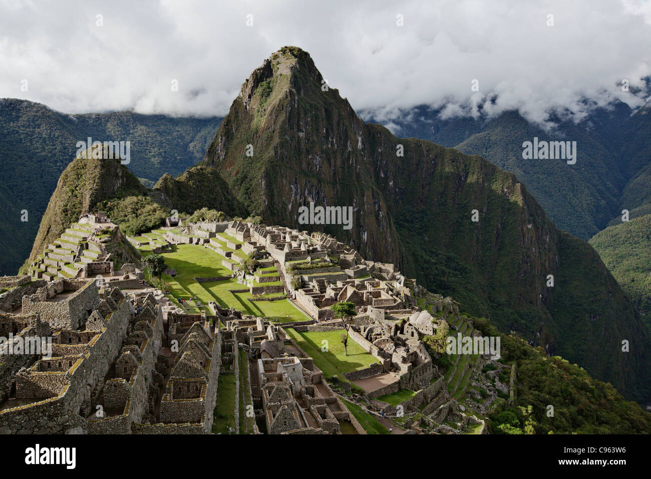 Machu Picchu, berühmten Inka-Ruinen und die bekannteste Sehenswürdigkeit in Anden, Peru. Stockfoto