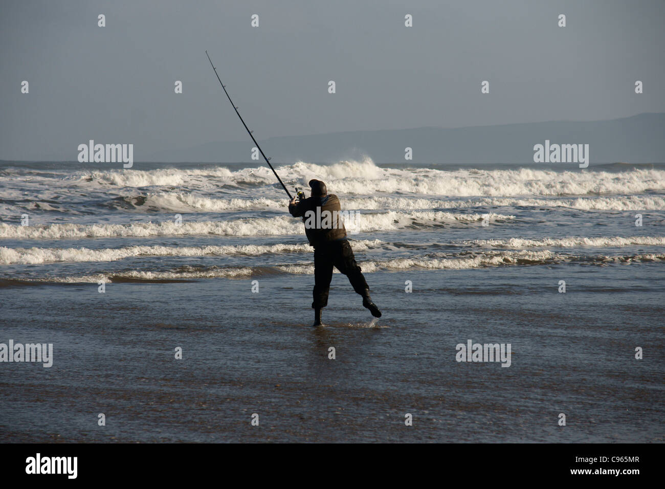 Fischer bei Ebbe, Filey, North Yorkshire, England, UK. (c) Marc Jackson Stockfoto