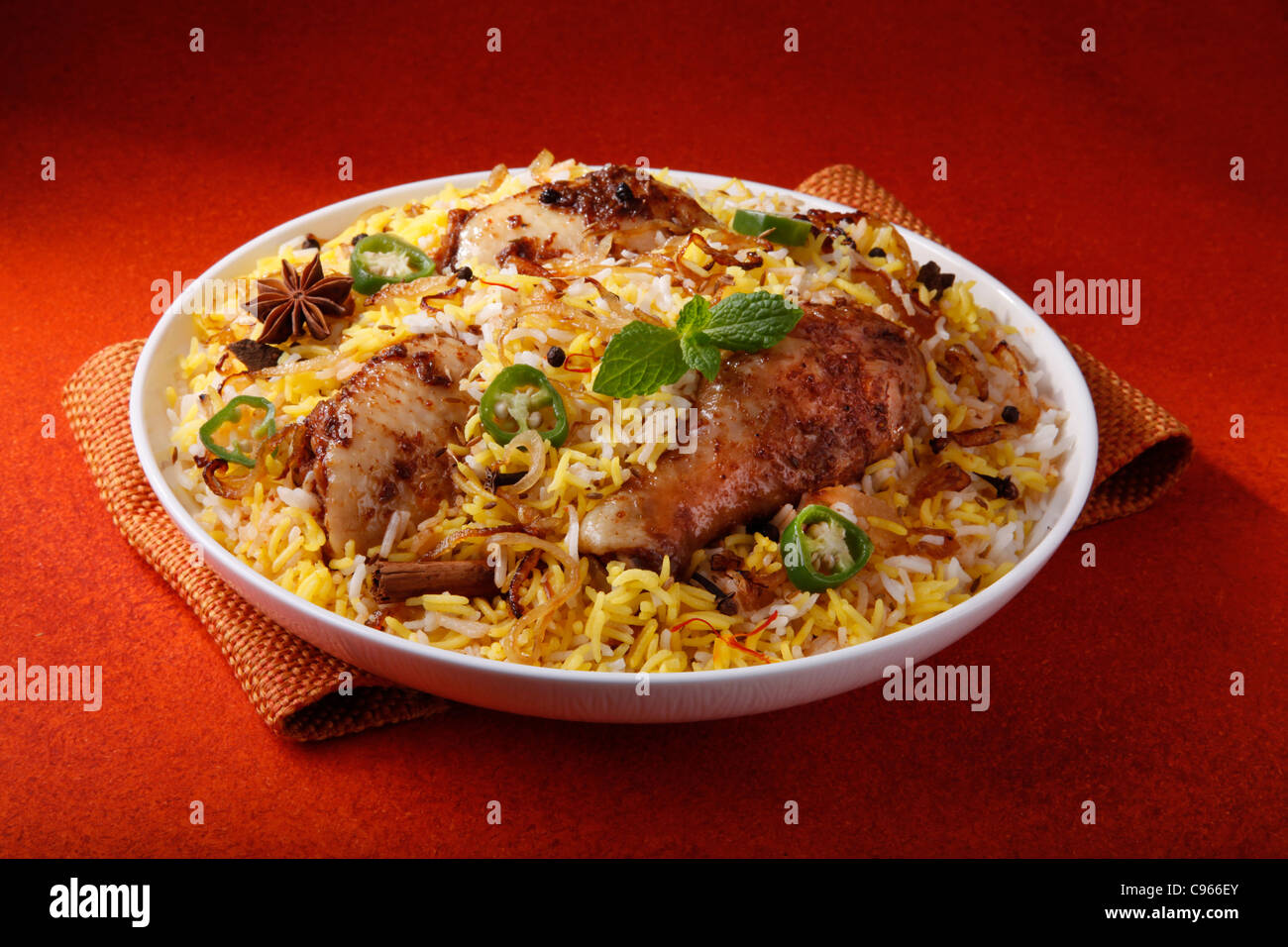 INDISCHES CHICKEN BIRYANI Stockfoto