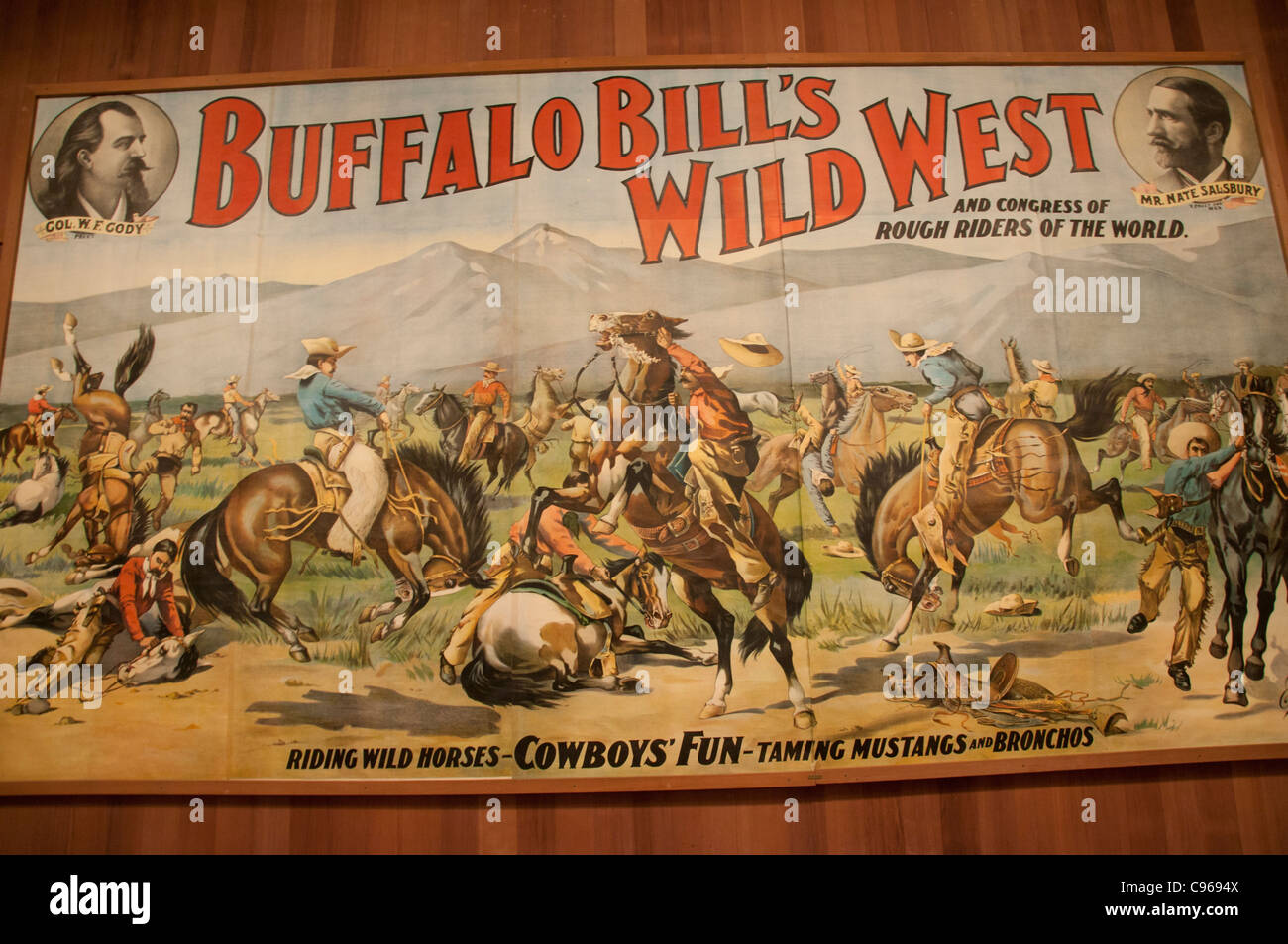 Plakat für seine Wildwest-Show, die die Welt in Cody tourte gründete die Stadt von Buffalo Bill Cody in Wyoming USA Stockfoto