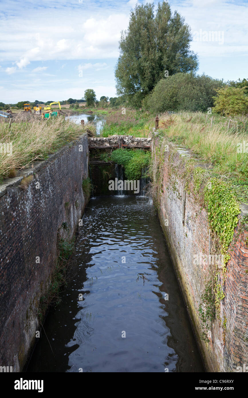 Ebridge Sperre auf der North Walsham und Dilham Kanal, Norfolk Stockfoto