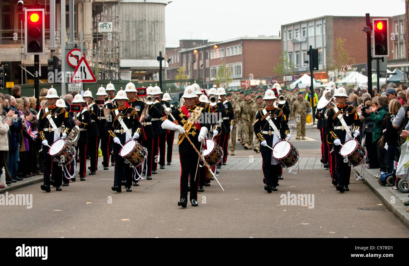 Die Blaskapelle führt der Weg für die Homecoming Parade 3 Commando Brigade. Stockfoto