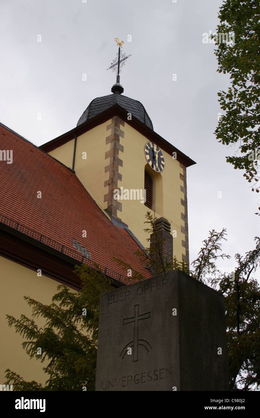 Salvatorkirche-Kirche in den Wein Dorf Ungstein in der Nähe von Bad Dürkheims im Bereich Wein Pfalz, Rheinland-Pfalz, Deutschland Stockfoto