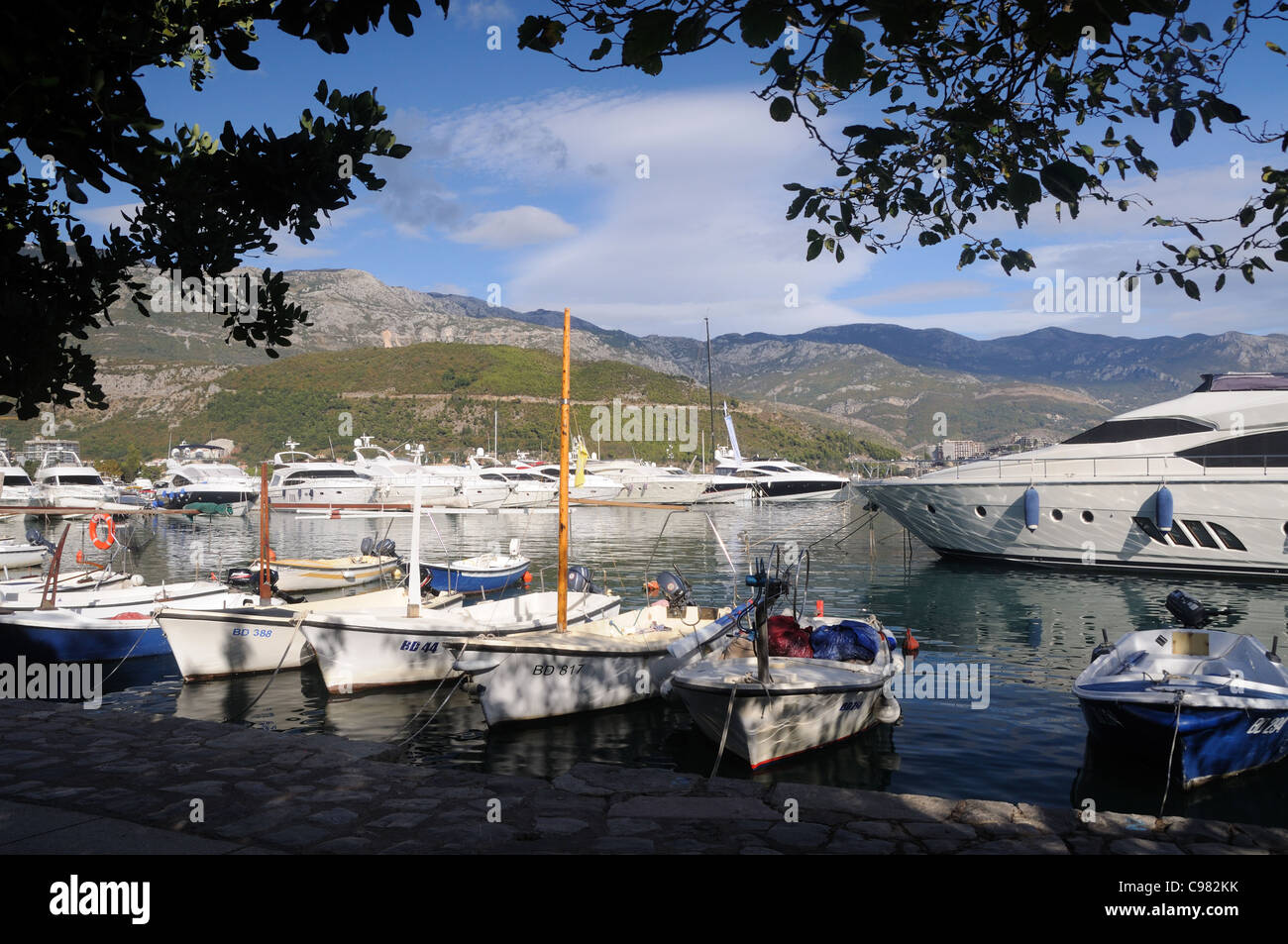 Die Marina in Budva, Montenegro Stockfoto