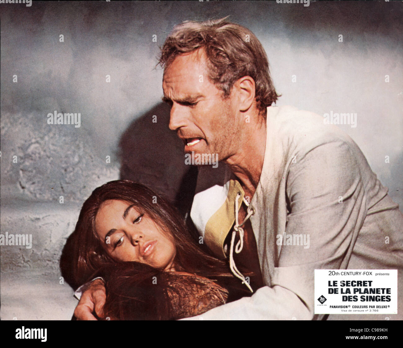 Unter der Planet der Affen Jahr: 1970 - USA Regie: Ted Post Charlton Heston, Linda Harrison Stockfoto