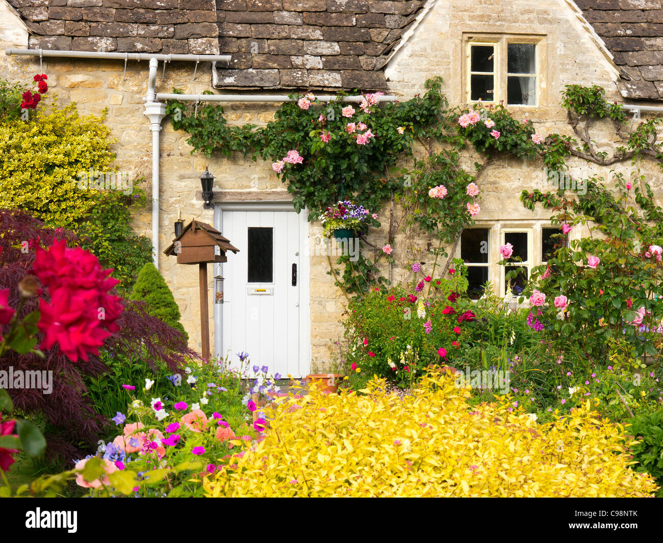 Detail der hübschen Häuschen, Cotswolds, Gloucestershire, UK Stockfoto