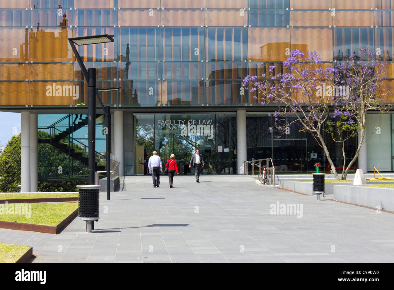 Eingang zur juristischen Fakultät Gebäude, University of Sydney, Australien Stockfoto