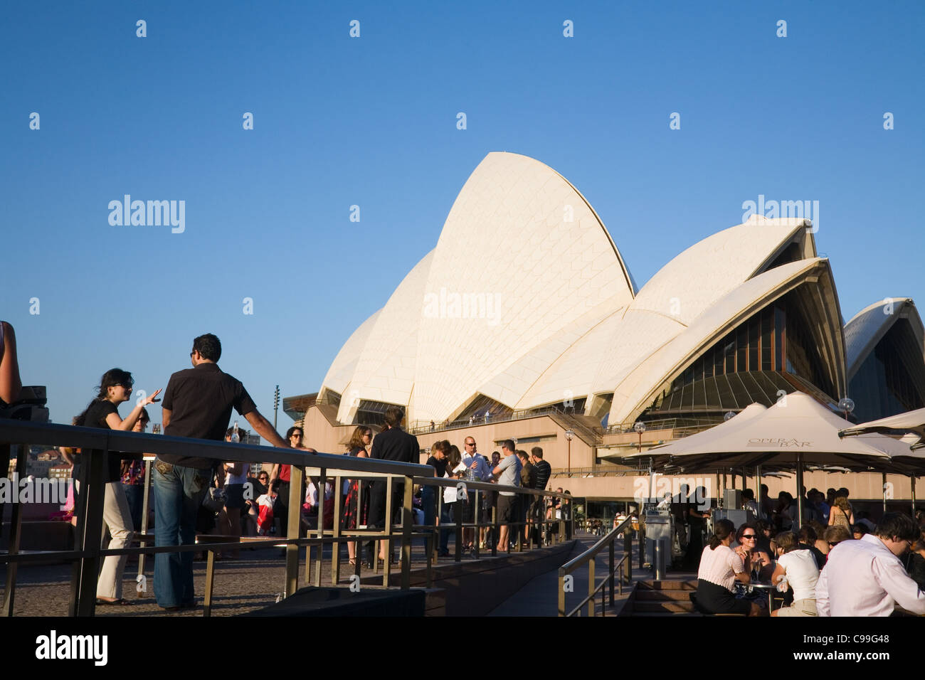 Die Opera Bar am Hafen von Sydney.  Circular Quay, Sydney, New South Wales, Australien Stockfoto