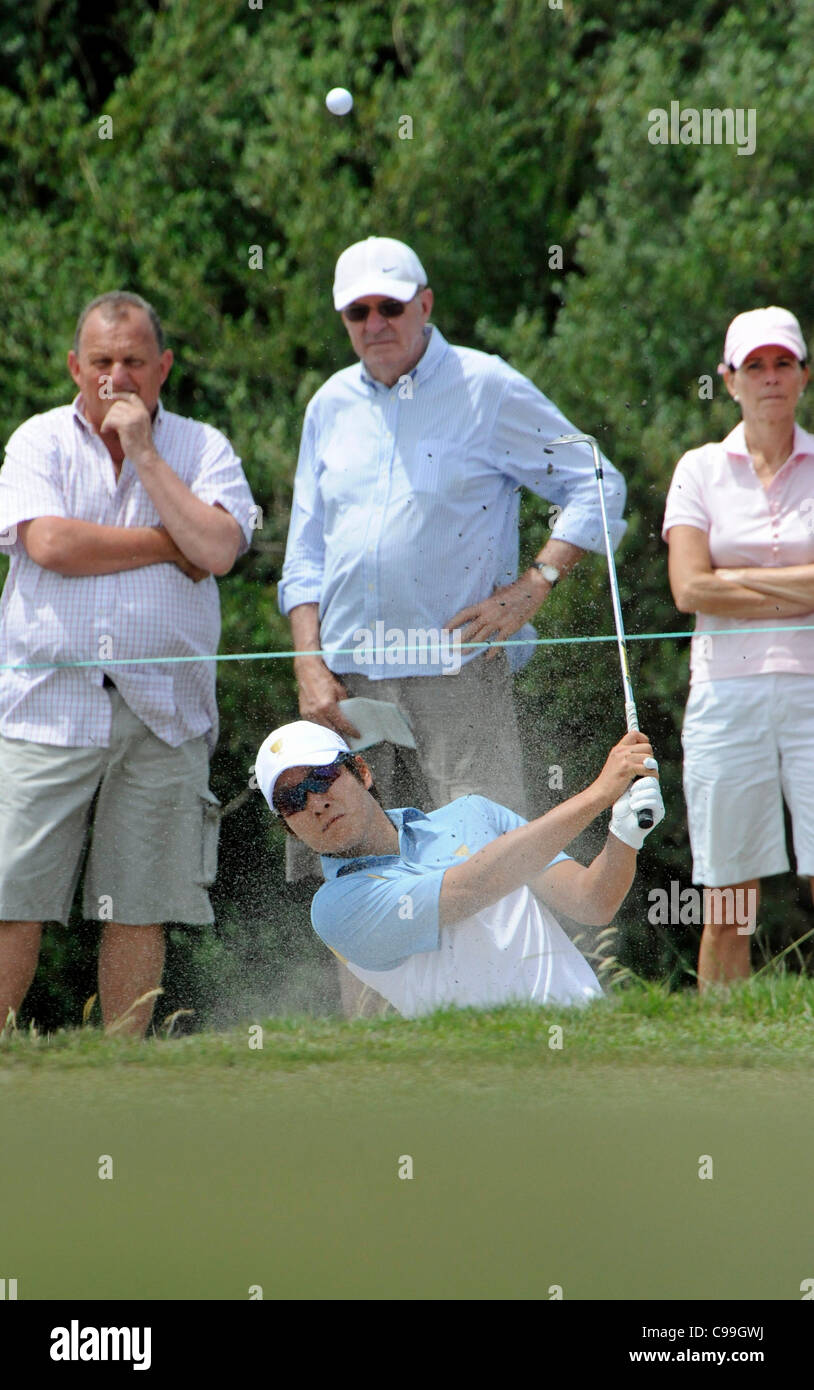 18.11.2011, Melbourne Australien. KT-Kim-chips aus einem Bunker bei The Presidents Cup. Amerika Vers den Rest der Welt außer Europa im Royal Melbourne Golf Club gespielt. Stockfoto