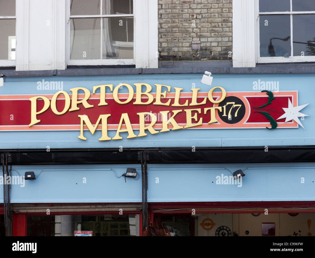 Portobello Road und Markt, London, England, UK Stockfoto